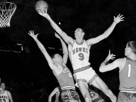 Bob Pettit, imposing Hawks great and first NBA MVP, dies at 93