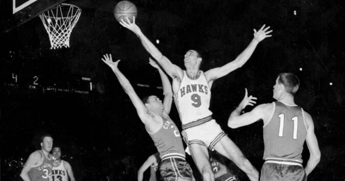 Bob Pettit, imposing Hawks great and first NBA MVP, dies at 93
