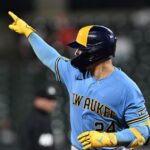 Brewers set franchise record with 98th victory, beat Orioles 3-0 to complete sweep Brewers set franchise record with 98th victory, beat Orioles 3-0 to complete sweep