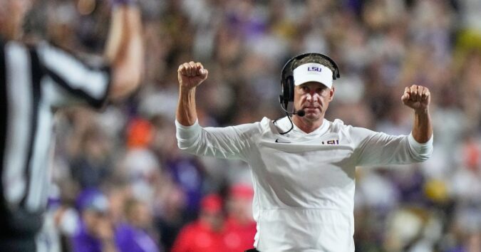 Can't get enough Lane Kiffin? Mississippi-LSU would be a CFP matchup in bracket based on AP Top 25