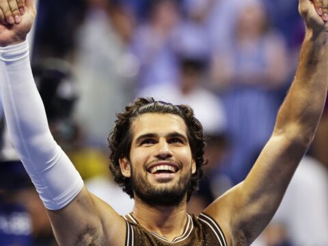 Carlos Alcaraz recovers after dropping the first set to reach the third round at the US Open Carlos Alcaraz recovers after dropping the first set to reach the third round at the US Open