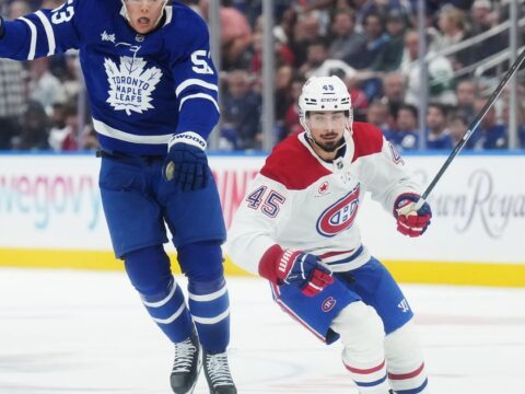 Carrier’s goal late in the 3rd period helps Canadiens beat Maple Leafs 3-2