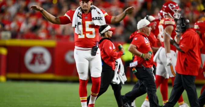 Chiefs QB Patrick Mahomes appears on track to start Week 1 against the Denver Broncos