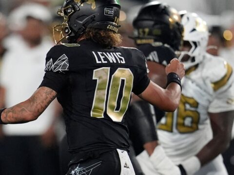 Colorado QB Julian Lewis leads touchdown drive with 42 seconds left in 14-13 win over Georgia Tech