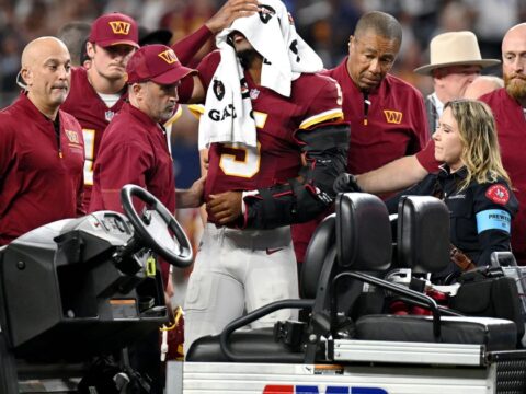Commanders QB Jayden Daniels dislocates his left elbow for the second time in less than a year