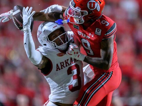 Dampier accounts for 4 touchdowns as No. 20 Utah dominates Arkansas Dampier accounts for 4 touchdowns as No. 20 Utah dominates Arkansas