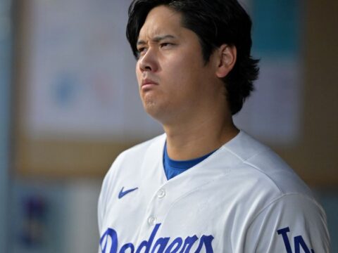 Dave Roberts to consult trainers and Shohei Ohtani, weighing a day off after 4-strikeout game