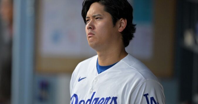 Dave Roberts to consult trainers and Shohei Ohtani, weighing a day off after 4-strikeout game