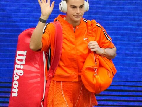 Defending champions Aryna Sabalenka and Carlos Alcaraz look to reach the US Open quarterfinals
