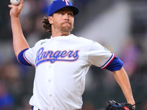 DeGrom strikes out 8, allows 1 hit in 7 shutout innings as the Rangers beat the A's 8-1