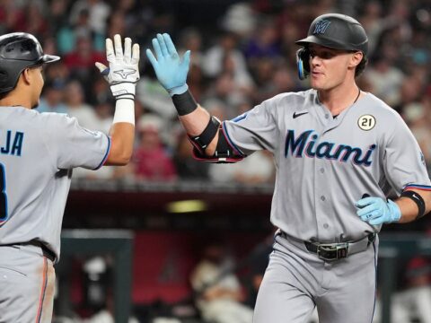 Esteury Ruiz hits 3-run double in 11th to lift Marlins to 4-2 win, damaging D-backs’ playoff hopes Esteury Ruiz hits 3-run double in 11th to lift Marlins to 4-2 win, damaging D-backs' playoff hopes