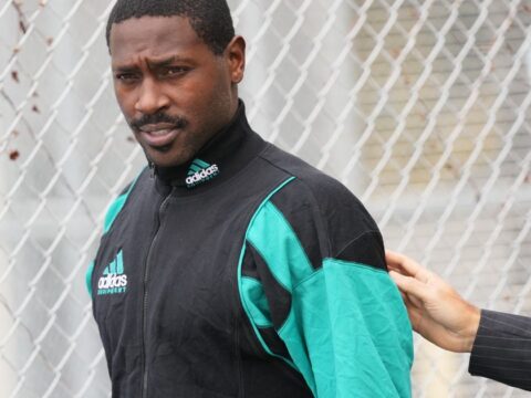 Ex-NFL star Antonio Brown to accept plea deal on attempted murder charge, his lawyer says
