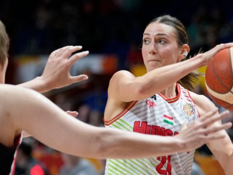 Germany routs South Korea to advance to women's FIBA World Cup quarterfinals. Hungary to play US