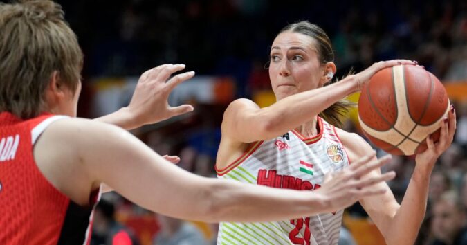 Germany routs South Korea to advance to women's FIBA World Cup quarterfinals. Hungary to play US