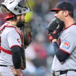 Guardians maintain 1-game AL Central lead, beat Royals 12-9 with help from 6 walks in 5-run 9th