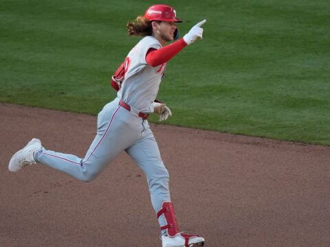 Harper atones for outfield gaffe, Bohm homers in 10th as Phillies beat Braves 4-3 to force Game 3 Harper atones for outfield gaffe, Bohm homers in 10th as Phillies beat Braves 4-3 to force Game 3