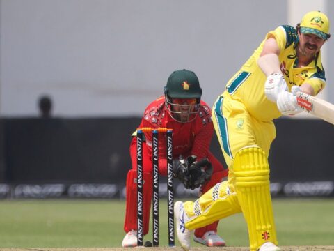 Head’s 75-ball hundred leads Australia to series-clinching ODI win against Zimbabwe Head's 75-ball hundred leads Australia to series-clinching ODI win against Zimbabwe