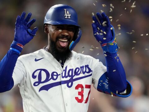 Hernández’s 3-run homer and Sheehan’s 10 Ks power Dodgers past Reds 6-3 for 5th straight win