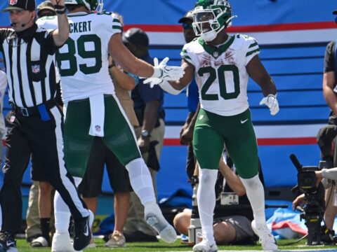 Jets’ revamped offense with quarterback Geno Smith and coordinator Frank Reich shows it can be solid Jets' revamped offense with quarterback Geno Smith and coordinator Frank Reich shows it can be solid