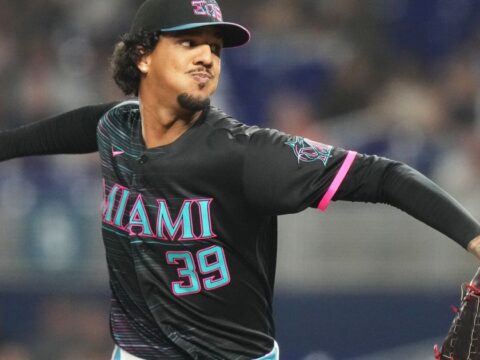 Pérez throws 1-hitter for just 11th MLB complete-game shutout this year as Marlins beat Braves 3-0