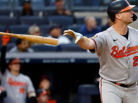 Pete Alonso homers twice to take over AL lead as Orioles rout Yanks 10-2 in doubleheader opener Pete Alonso homers twice to take over AL lead as Orioles rout Yanks 10-2 in doubleheader opener