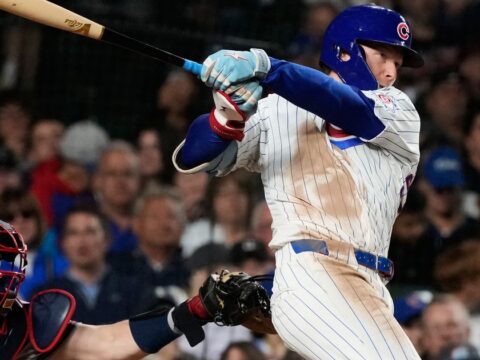 Pete Crow-Armstrong hits his 42nd homer on a 4-hit night as Cubs beat Braves 7-3 Pete Crow-Armstrong hits his 42nd homer on a 4-hit night as Cubs beat Braves 7-3