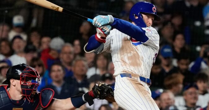 Pete Crow-Armstrong hits his 42nd homer on a 4-hit night as Cubs beat Braves 7-3