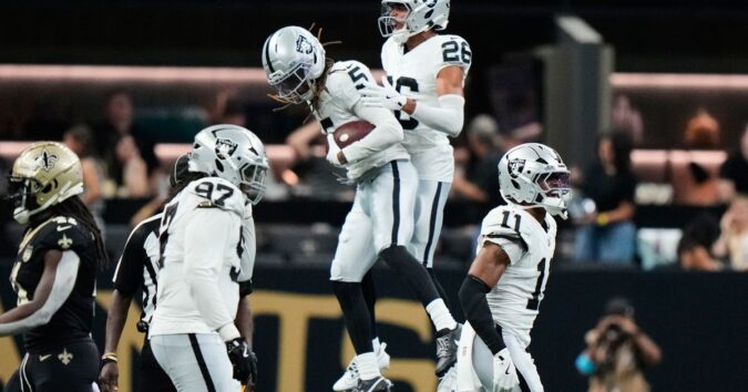 Raiders off to surprising 3-0 start as unbeaten Chiefs set to visit