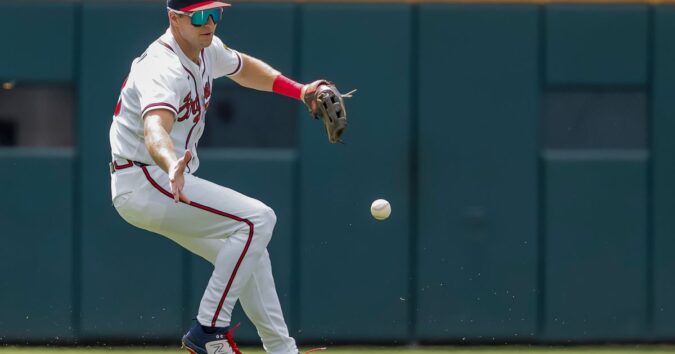 Rays denied potential playoff clinch as Braves win 3-1 behind Martín Pérez and Austin Riley