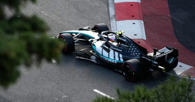 Russell takes Azerbaijan GP pole after F1 leader Antonelli hits the wall