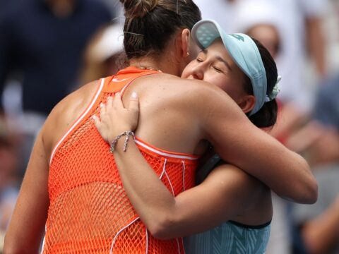 Sabalenka gets through tough test at the US Open, with Williams sisters in doubles action at night