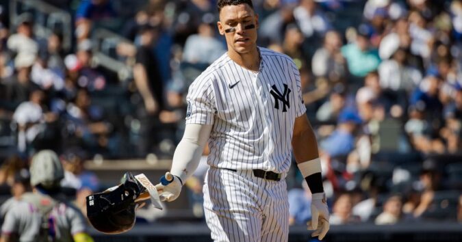 Schlittler takes over big league ERA lead, Yanks beat Mets 2-0 to close in on postseason berth