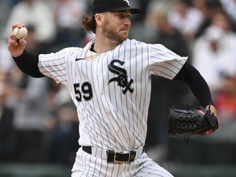 Sean Burke and Miguel Vargas help the White Sox beat the Tigers 3-1