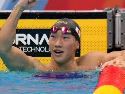 Shin Ohashi of Japan sets world record in 200-meter breaststroke at the Asian Games Shin Ohashi of Japan sets world record in 200-meter breaststroke at the Asian Games