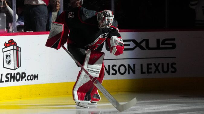 The Hurricanes sign Kochetkov to a two-year extension, keeping their tandem in place