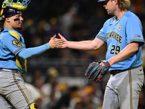The Milwaukee Brewers and their brand of selfless baseball are NL Central champions again