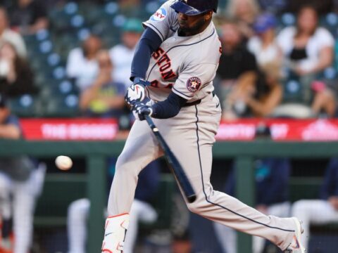 Triple Crown still within reach for Astros slugger Yordan Alvarez after big game in Seattle