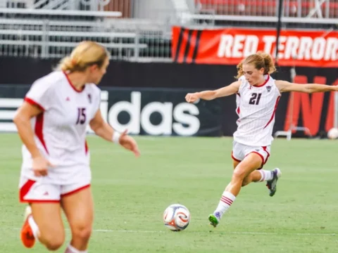 Women’s Soccer’s Season-Opening Unbeaten Run Ends in Loss to Miami Women’s Soccer’s Season-Opening Unbeaten Run Ends in Loss to Miami