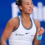 Zheng Qinwen erases another 5-0 deficit and beats Iga Swiatek to reach the US Open quarterfinals