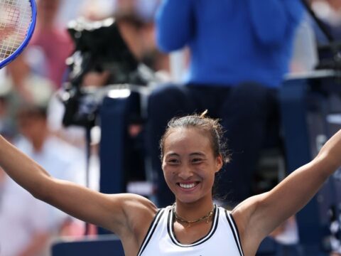 Zheng Qinwen stuns Madison Keys with a spectacular rally at the US Open and Anisimova also loses