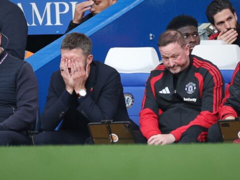 10-man Man United loses at Chelsea to leave Carrick’s job in further jeopardy