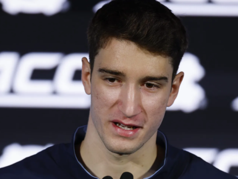 Malone has lead guard group of ‘connectors’ with nobody called point guard Malone has lead guard group of ‘connectors’ with nobody called point guard