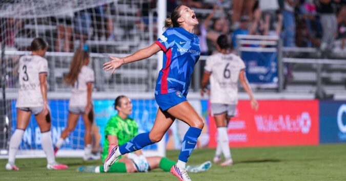 Ashley Sanchez looks to continue career year with NWSL scoring record, Courage playoff berth