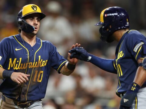 Brewers eliminate Padres with 3-1 win in Game 4, advance to NLCS rematch with Dodgers Brewers eliminate Padres with 3-1 win in Game 4, advance to NLCS rematch with Dodgers