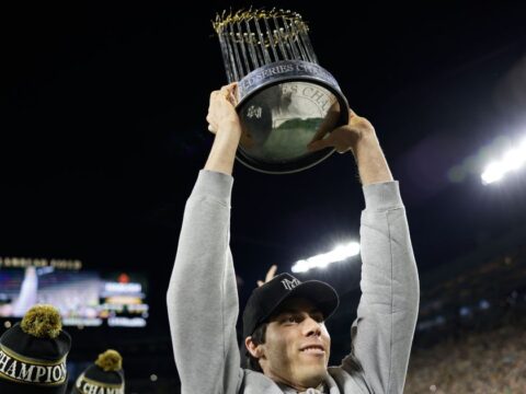 Brewers fans to flood Milwaukee streets for a long-awaited World Series victory parade