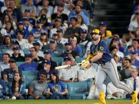 Brewers sweep the Dodgers in the NLCS to reach the World Series for the first time since 1982