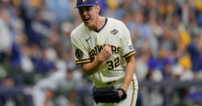 Brewers withstand Rays’ comeback attempt to win 3-2 in Game 1 of World Series
