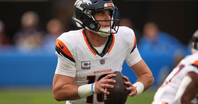 Broncos keep Chargers winless with key stop that fuels 4th-quarter rally in 23-17 win