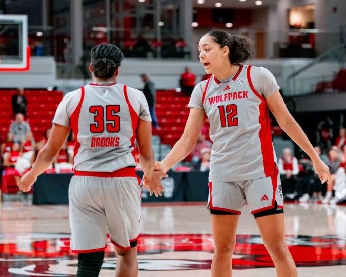 Brooks, Pierre Listed Tabbed on Jersey Mike’s Trophy Women’s College Player of the Year Watch List Brooks, Pierre Listed Tabbed on Jersey Mike’s Trophy Women’s College Player of the Year Watch List
