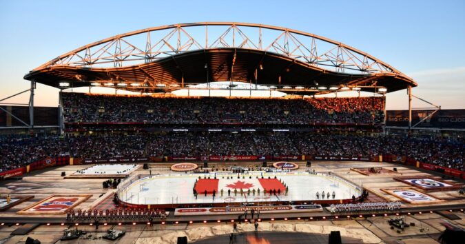 Canadiens hold off the Jets 2-1 outdoors in the NHL Heritage Classic